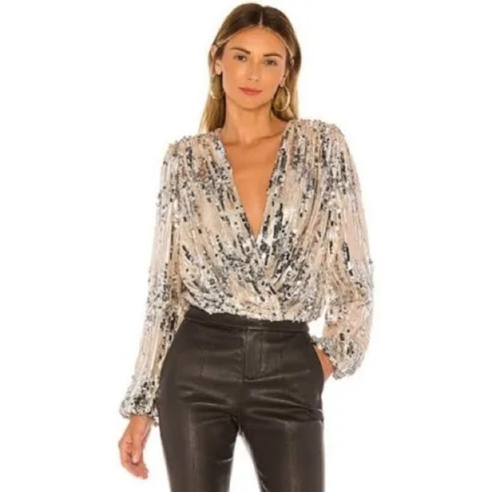 NWOT Astr Sequin Champagne Crop Top Size Small
